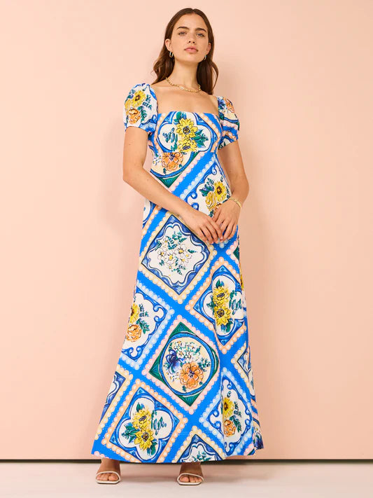 Hire BY NICOLA Mariposa Puff Sleeve Maxi Dress In Azure Floral