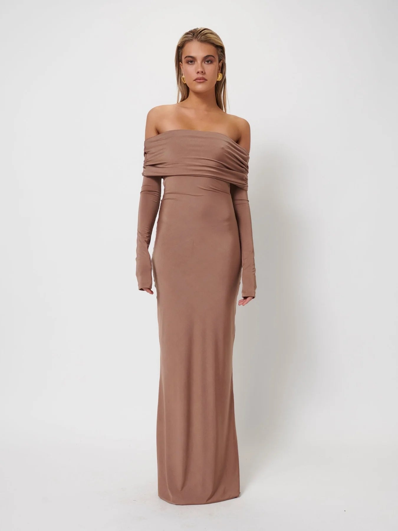 Hire EFFIE KATS Gwen Gown in Coffee