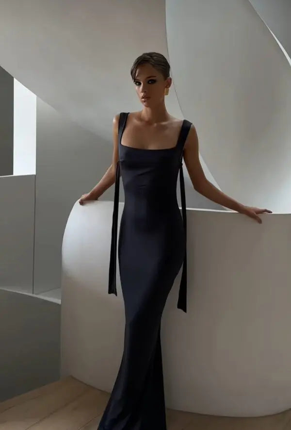 Hire EFFIE KATS Helena Gown in Black