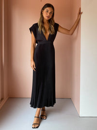 Hire L’IDEE Gala Gown in Noir Black