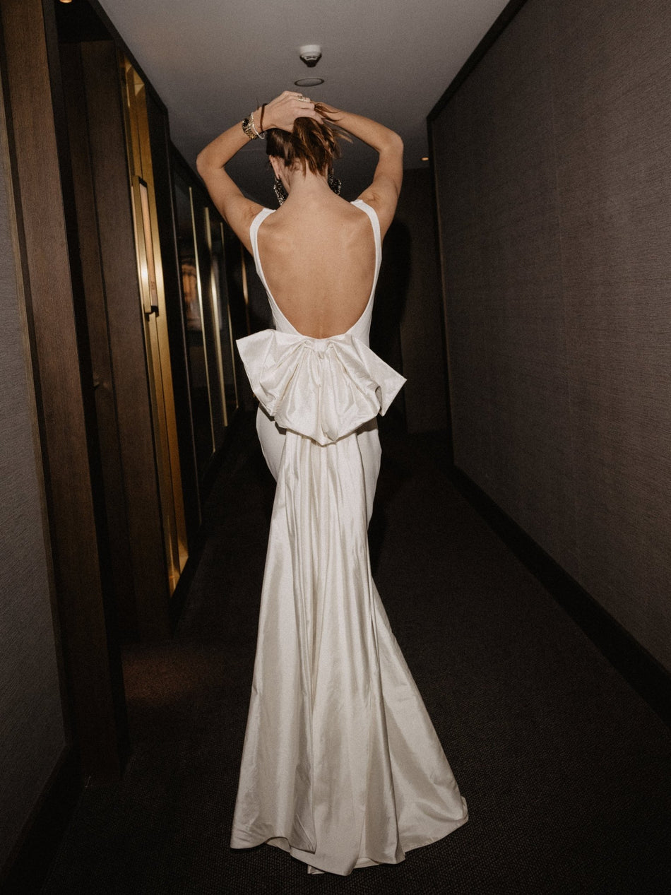 Hire EFFIE KATS Christal Gown in Ivory White