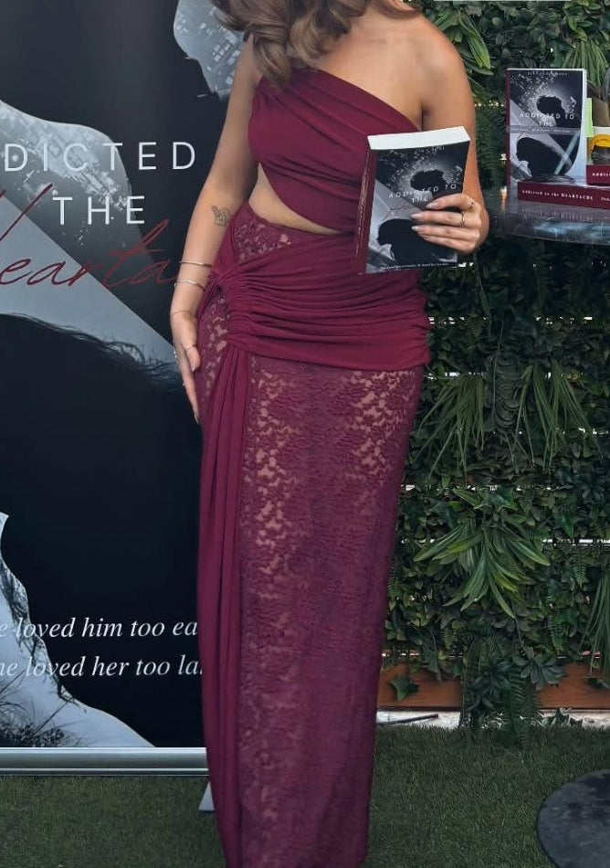 Hire DECONDUARTE Paradiso Lace Maxi Dress in Wine Red
