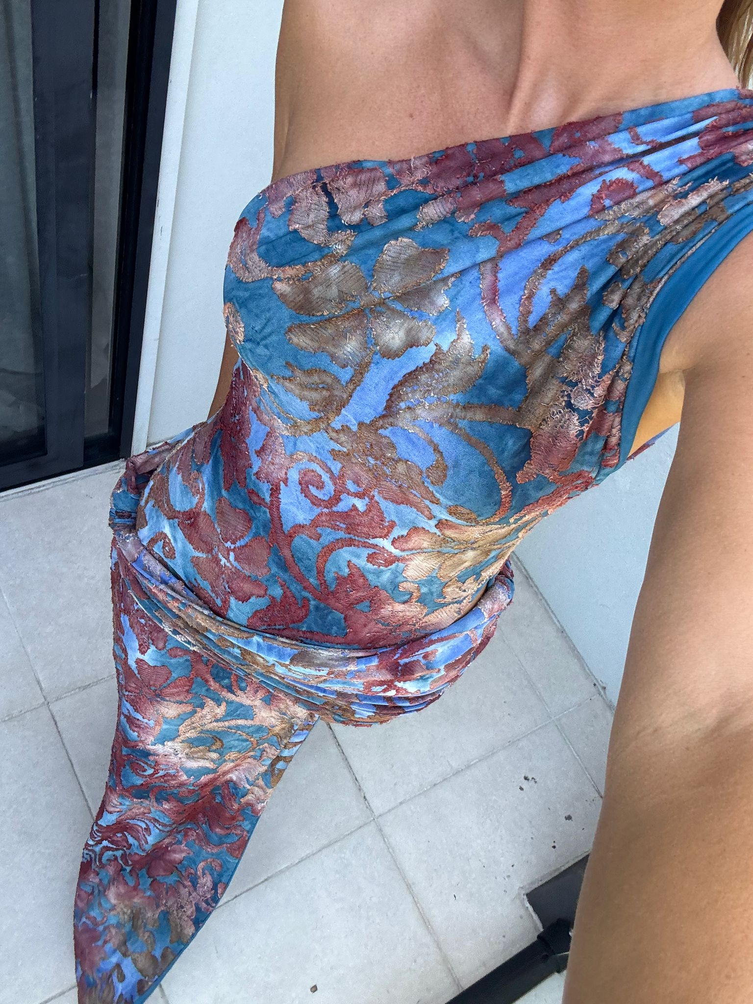 Hire DECONDUARTE Andreina Maxi Dress in Blue Floral