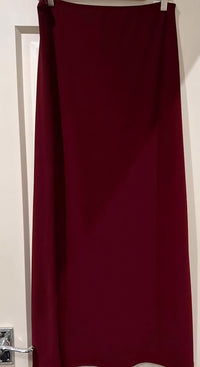 Hire DECONDUARTE Guilietta Lace Maxi Dress in Shiraz Red